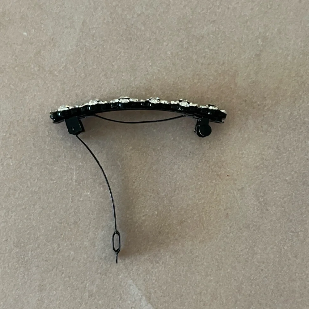 Sparkling Rhinestone Hair Clip | Glam Crystal Barrette | Elegant Accessory